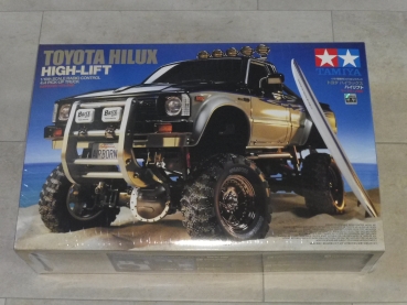 Tamiya Toyota HiLux HighLift 4x4 3-speed # 58397